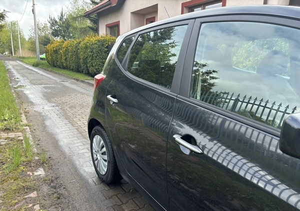 Hyundai ix20 cena 22900 przebieg: 226131, rok produkcji 2011 z Rabka-Zdrój małe 191